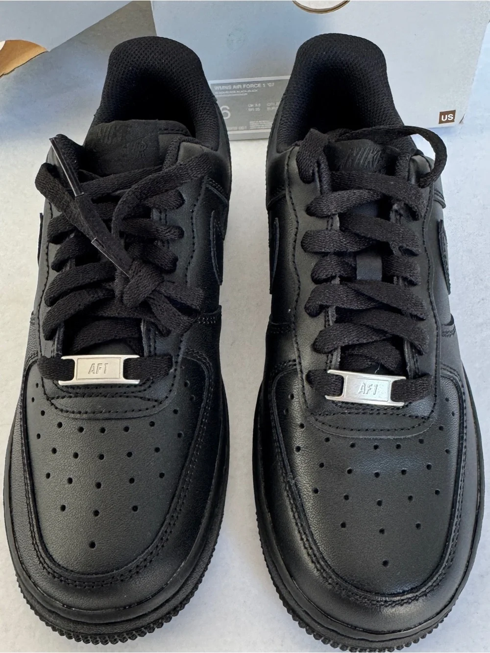 NWB Nike Air Force 1 '07 Low 'Triple Black' [DD8959-001] Women's Size 6